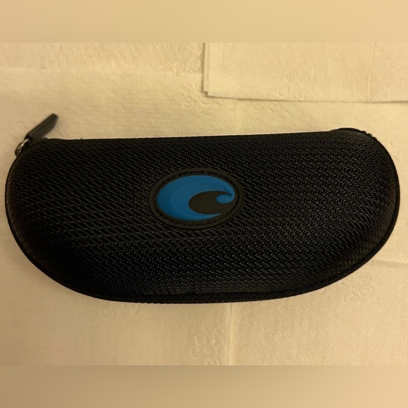 Costa Salina Sunglasses - Excellent Condition!! - Picture 6 of 8